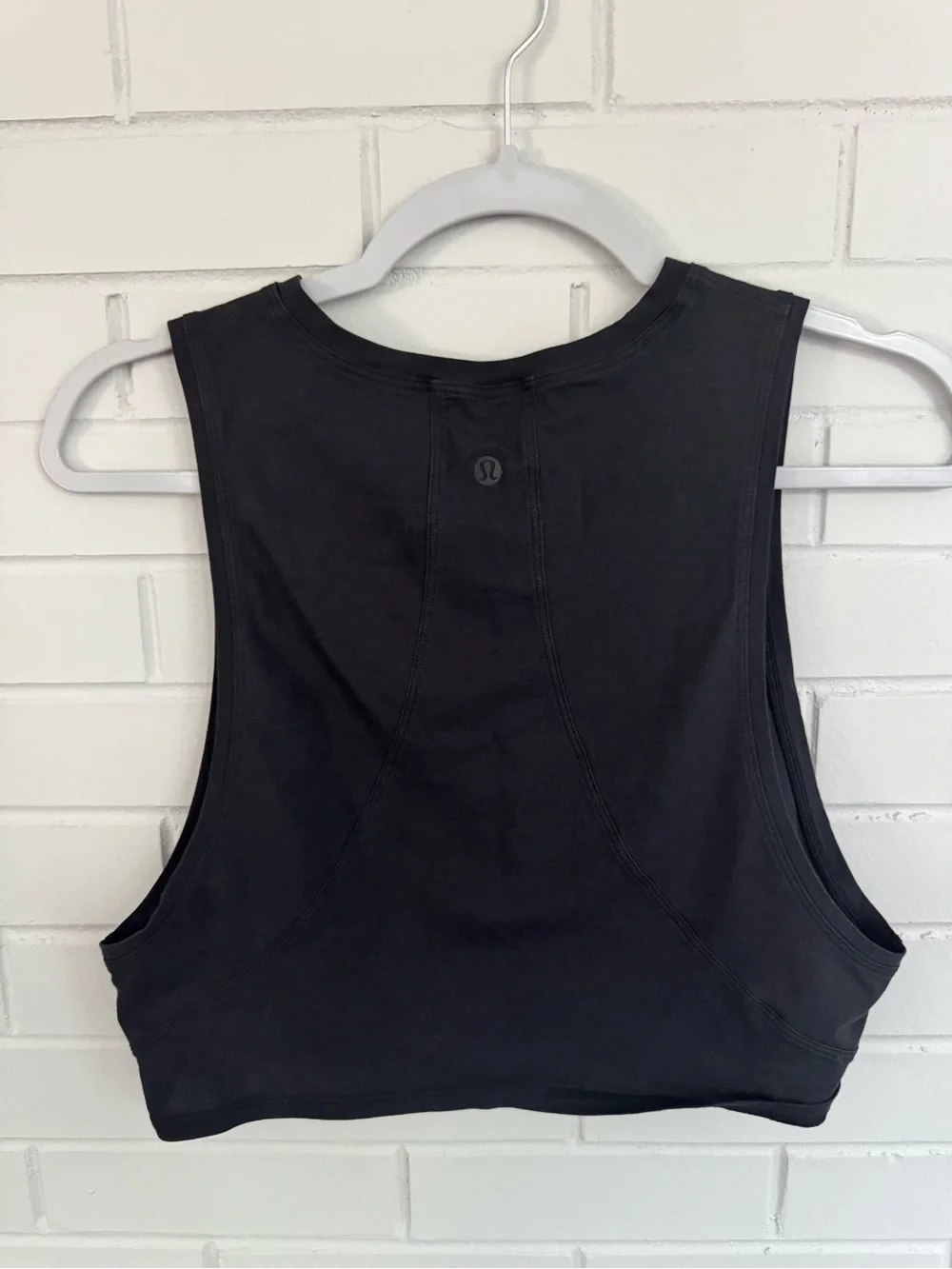 Lululemon bundle of 4 tank tops